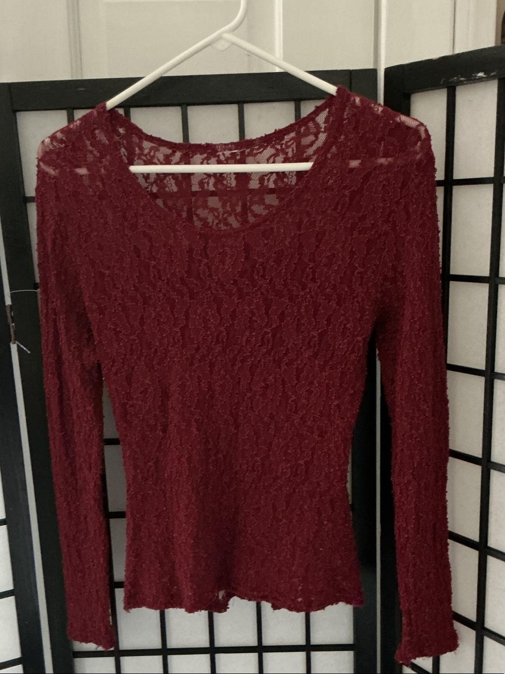 Women’s Burgundy Lace Long Sleeve Top